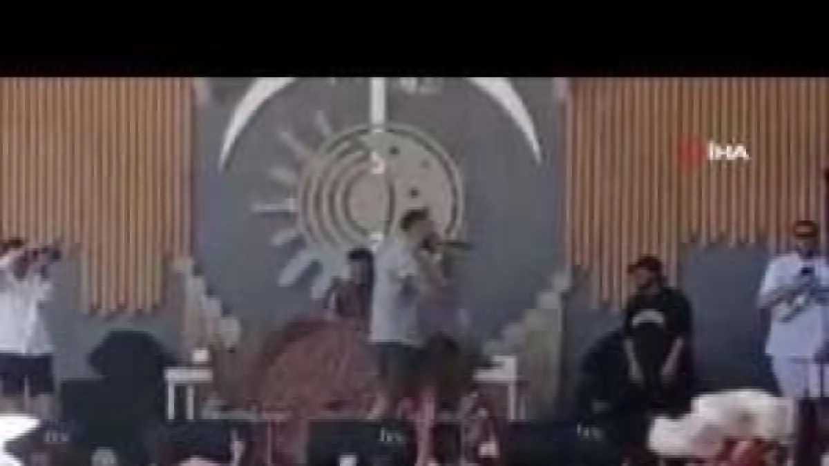 Ünlü Rapçi Murda, ’Erik Dalı’yla coşturdu