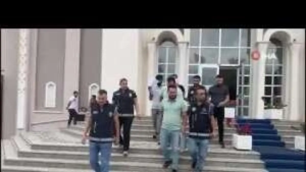 Fethiye’de göçmen kaçakçılığı yapan 4 kişi tutuklandı