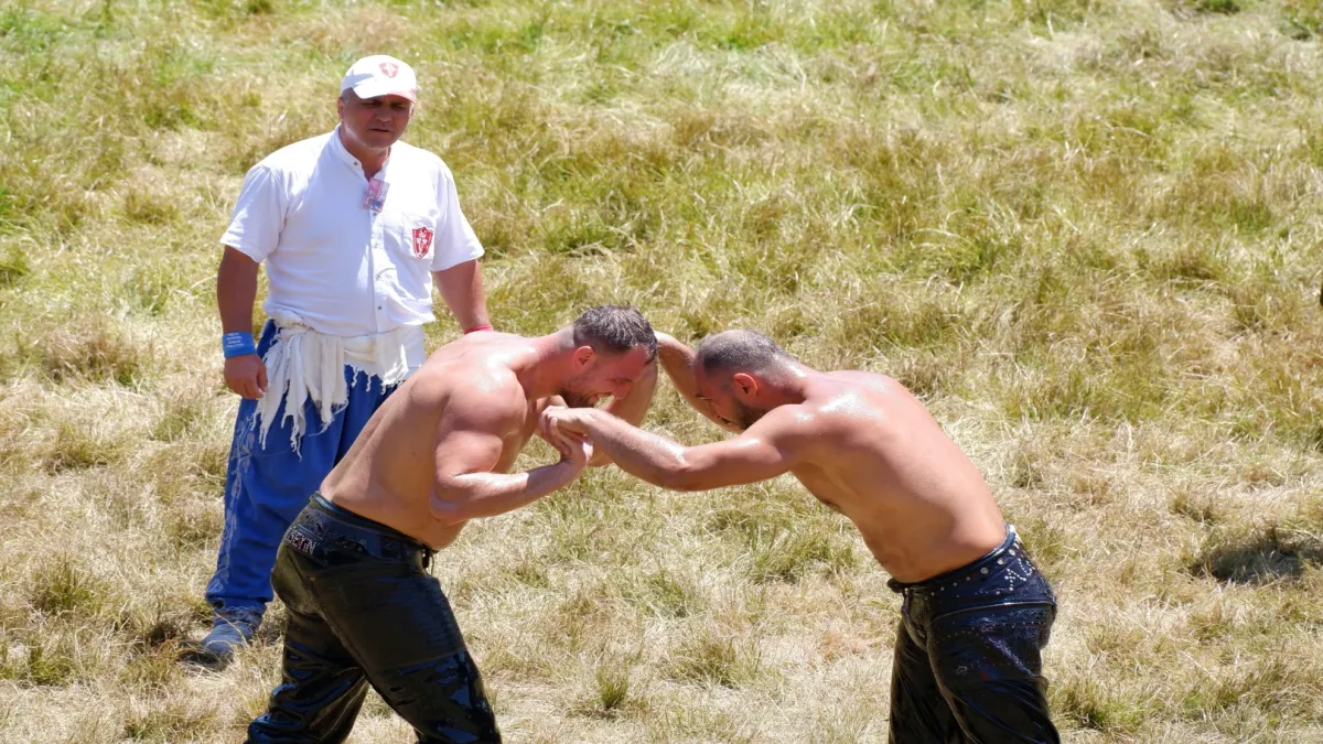 663. Tarihi Kırkpınar Yağlı Güreşleri'nde yarı finalistler belli oldu