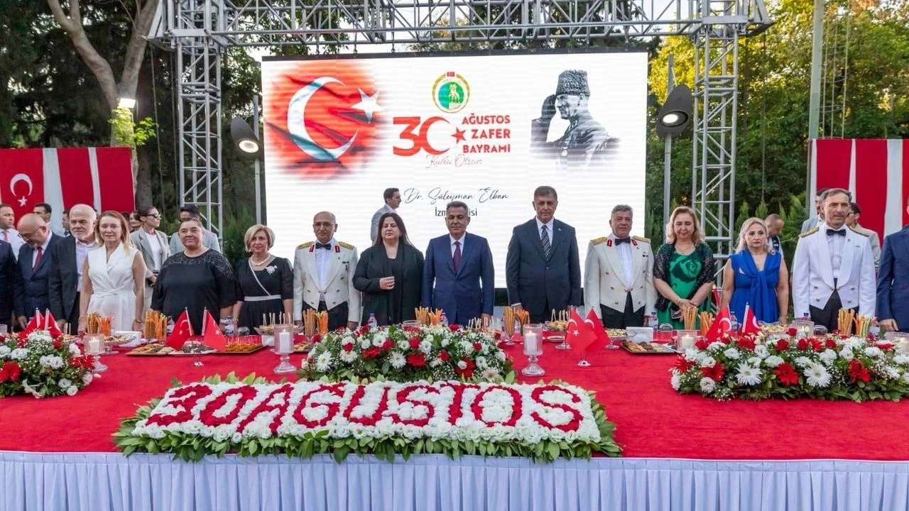 İzmir’de 30 Ağustos Zafer Bayramı Resepsiyonu