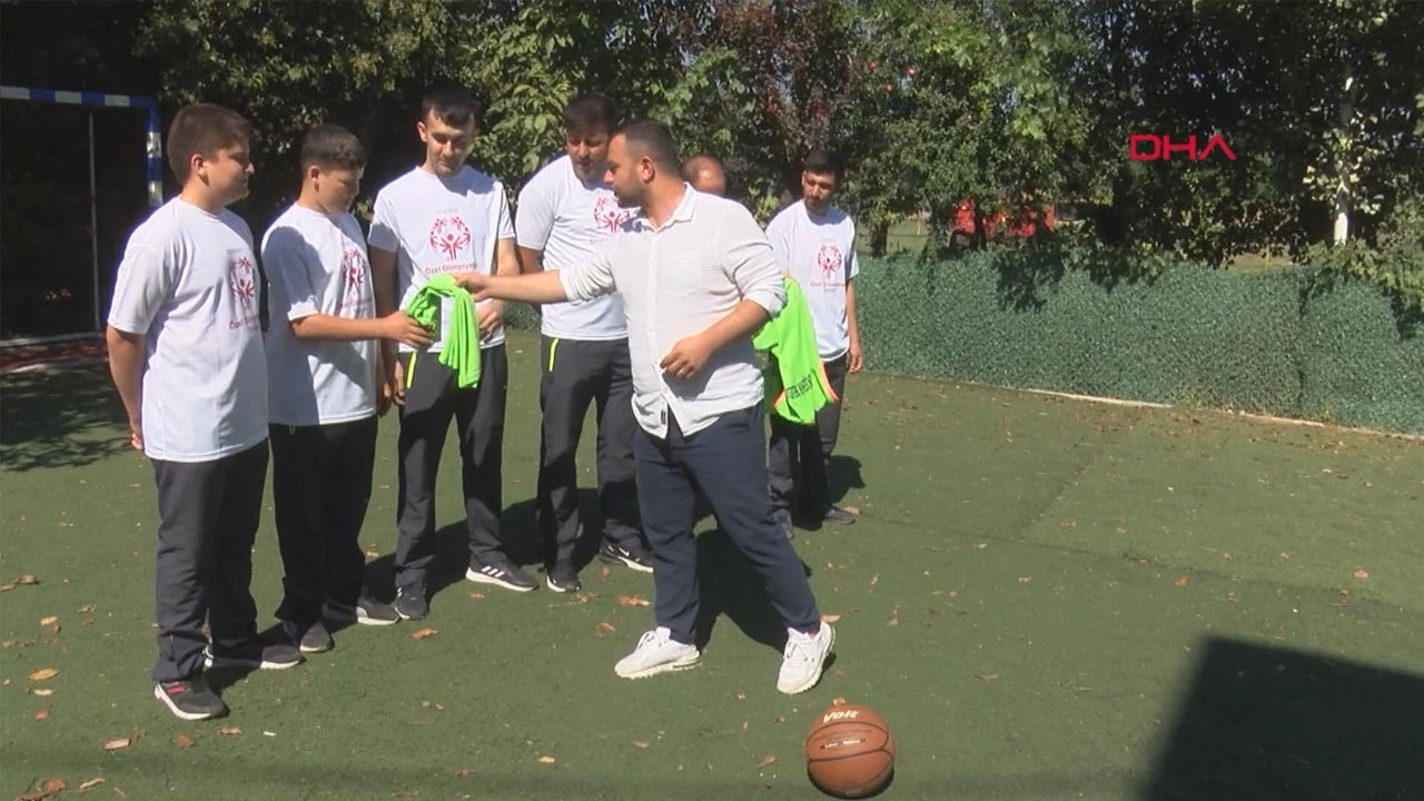 İzmirli Özel Sporcular Antalya’da Türkiye Basketbol Şampiyonu Oldu