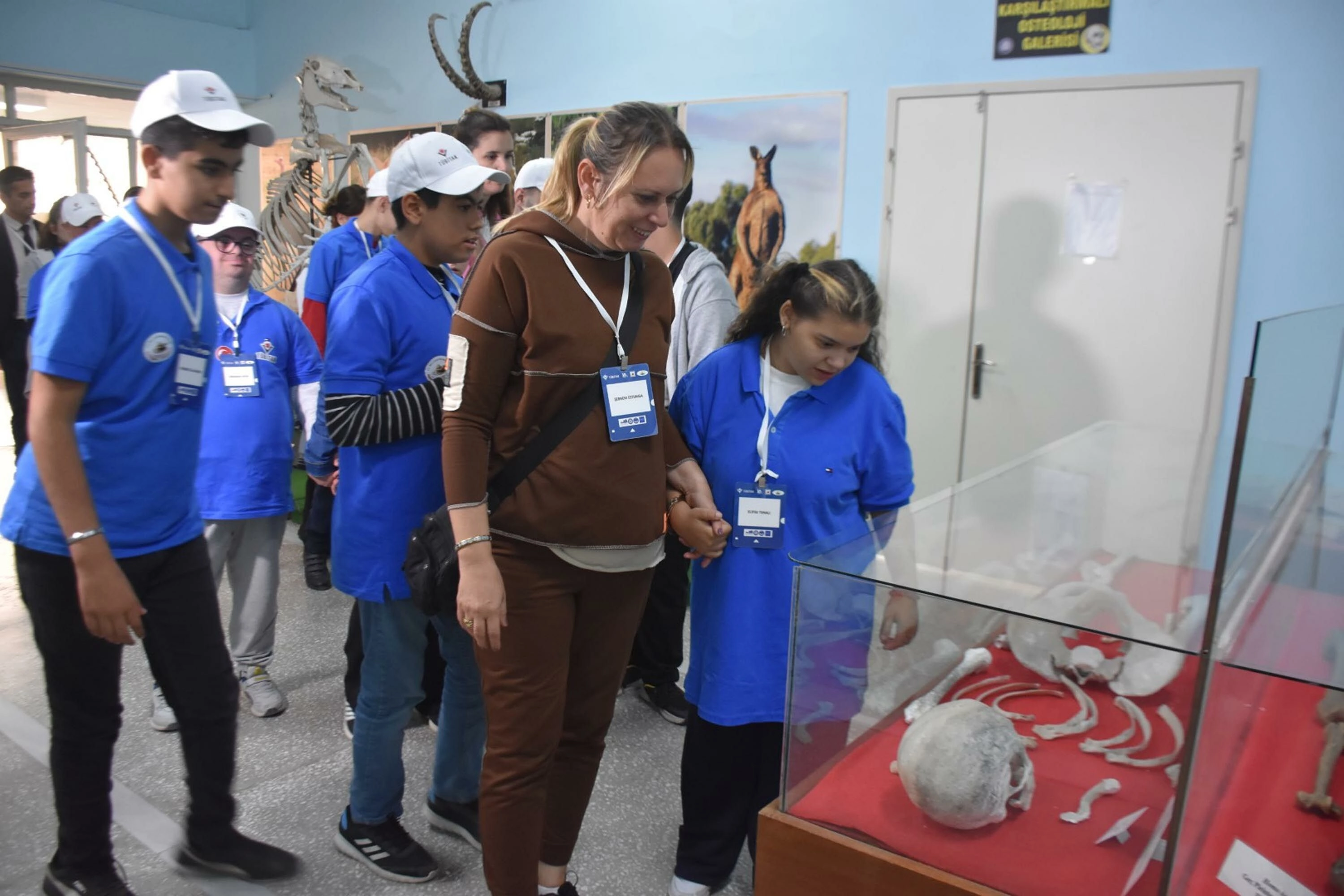 İzmir’de özel öğrenciler dinozorlar çağına yolculuk yaptı