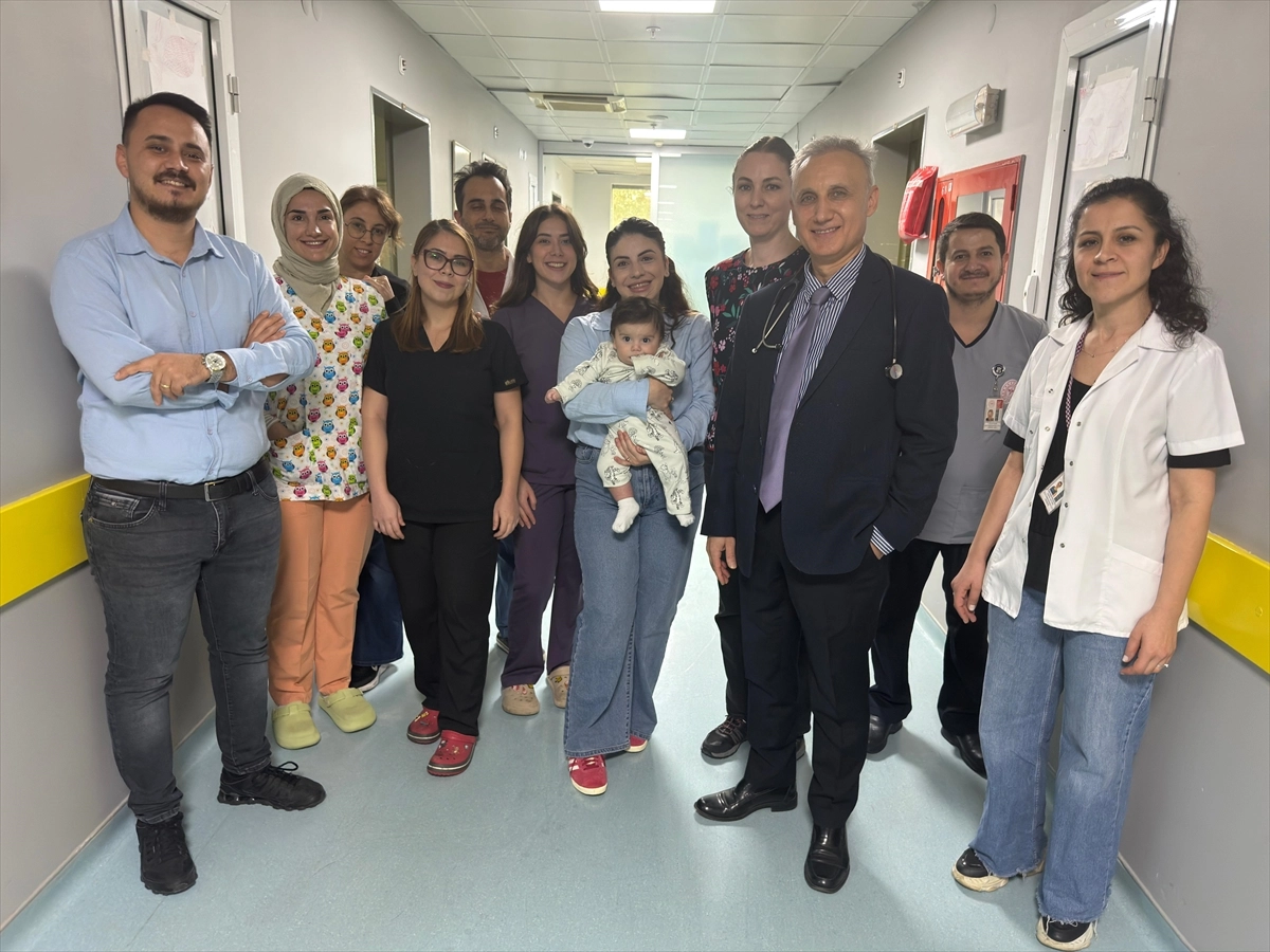 Mustafa Kayra bebek, minik kalbinde açılan "tünel"le rahat nefese kavuştu