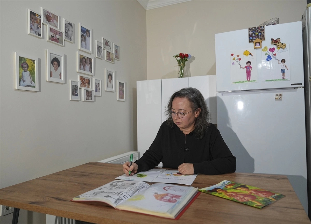 Depremde kızlarını kaybeden öğretmen, onların adını taşıyan kitapla çocuklara depremi anlatıyor