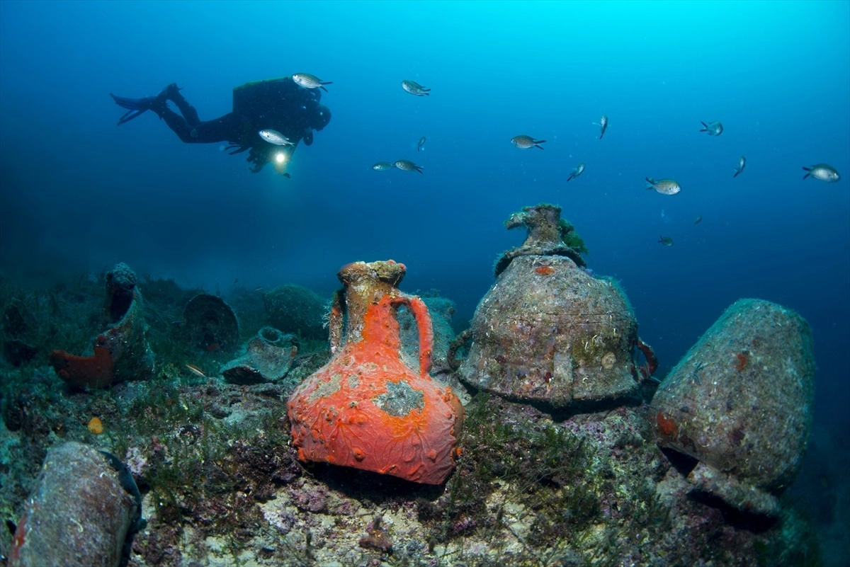 Çeşme’nin Sualtı Cenneti Keşfedilmeyi Bekliyor