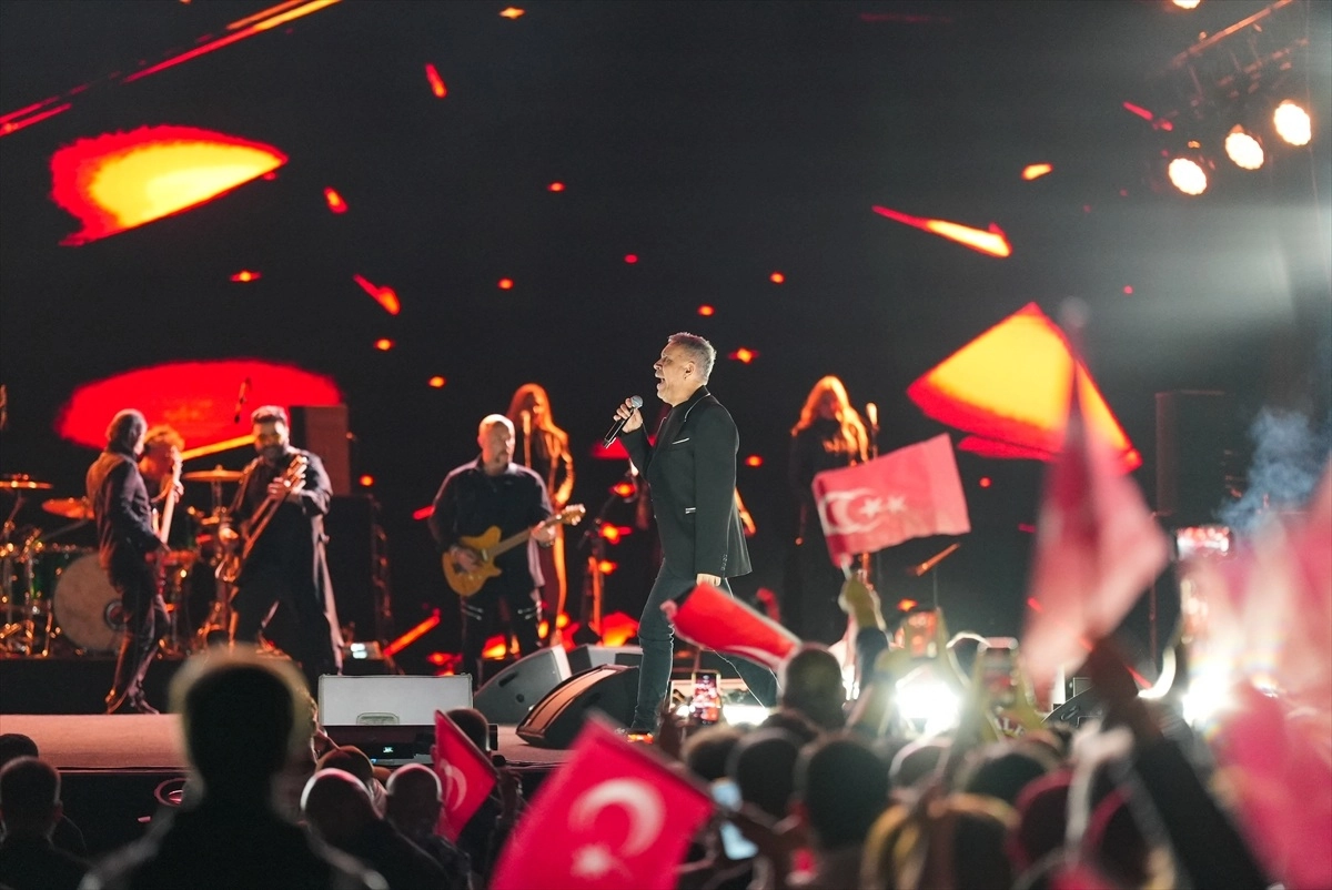 İzmir’de Kültür Yolu Festivali: Cumhuriyet’in 102. Yılına Sanat Dolu Kutlama