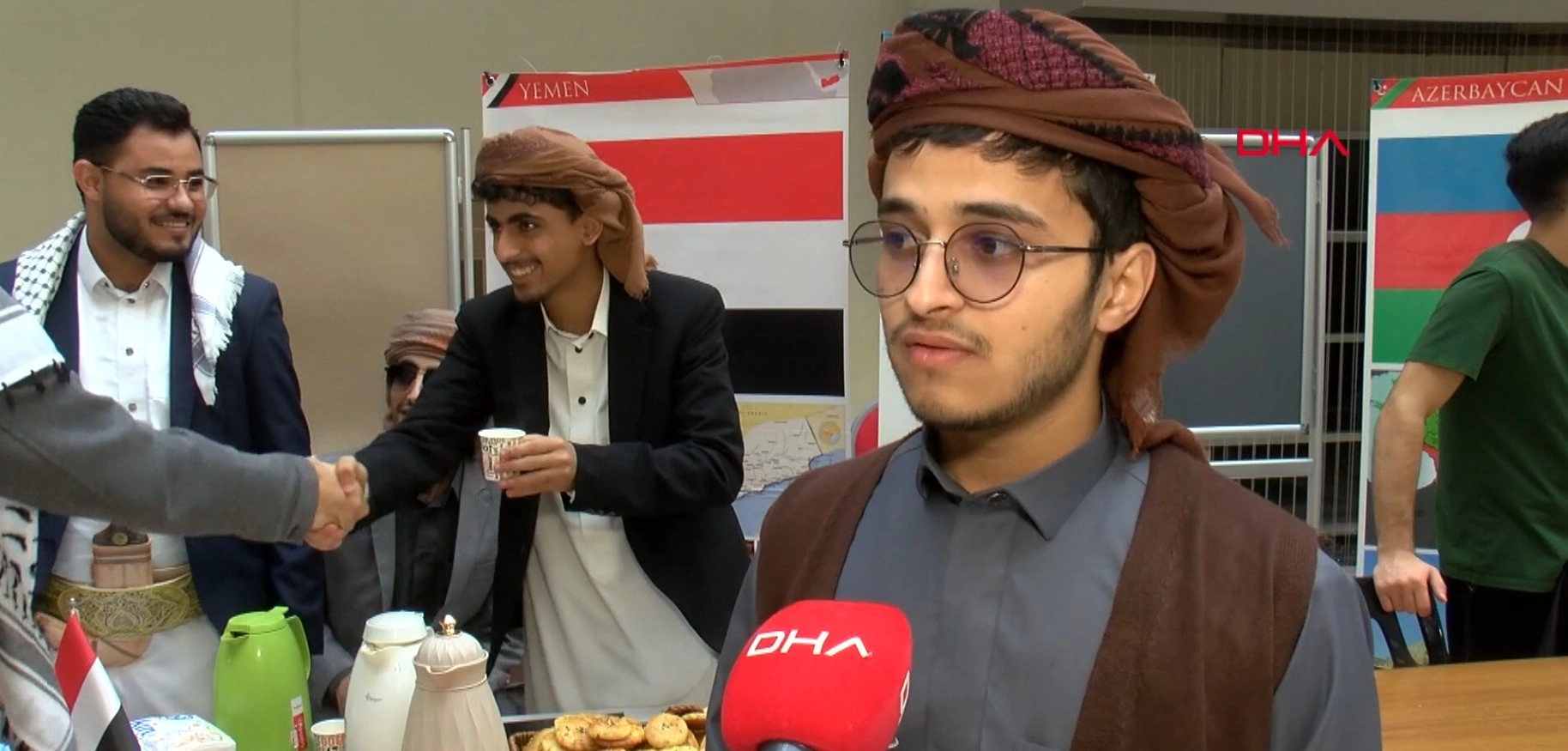 Uluslararası öğrenciler, İzmir'de kültürlerini tanıttı