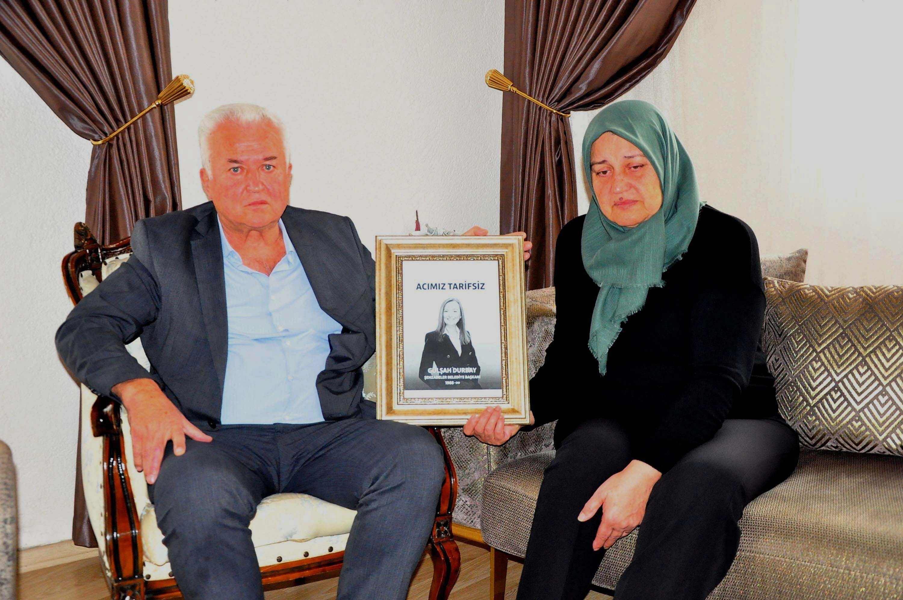 Başkan Durbay'ın annesi: Kemoterapi pompasıyla belediyeye gidiyordu