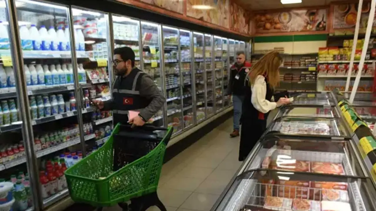 İzmir'de ramazan ayı öncesi denetimler sürüyor