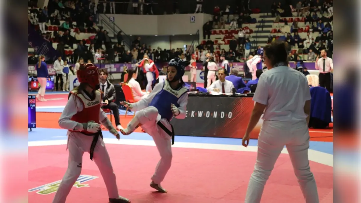 Elif Su, Bosna Hersek yolcusu