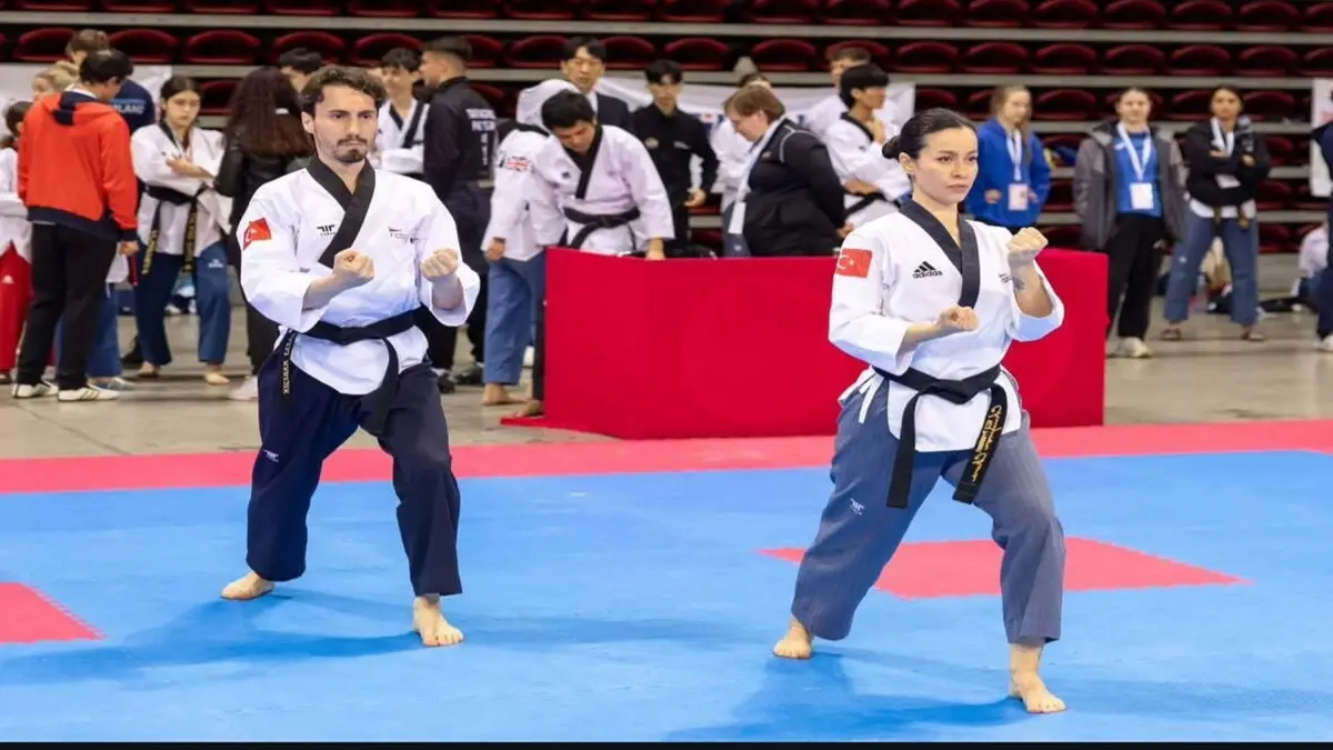 İzmirli tekvandocu çiftten 2 altın madalya