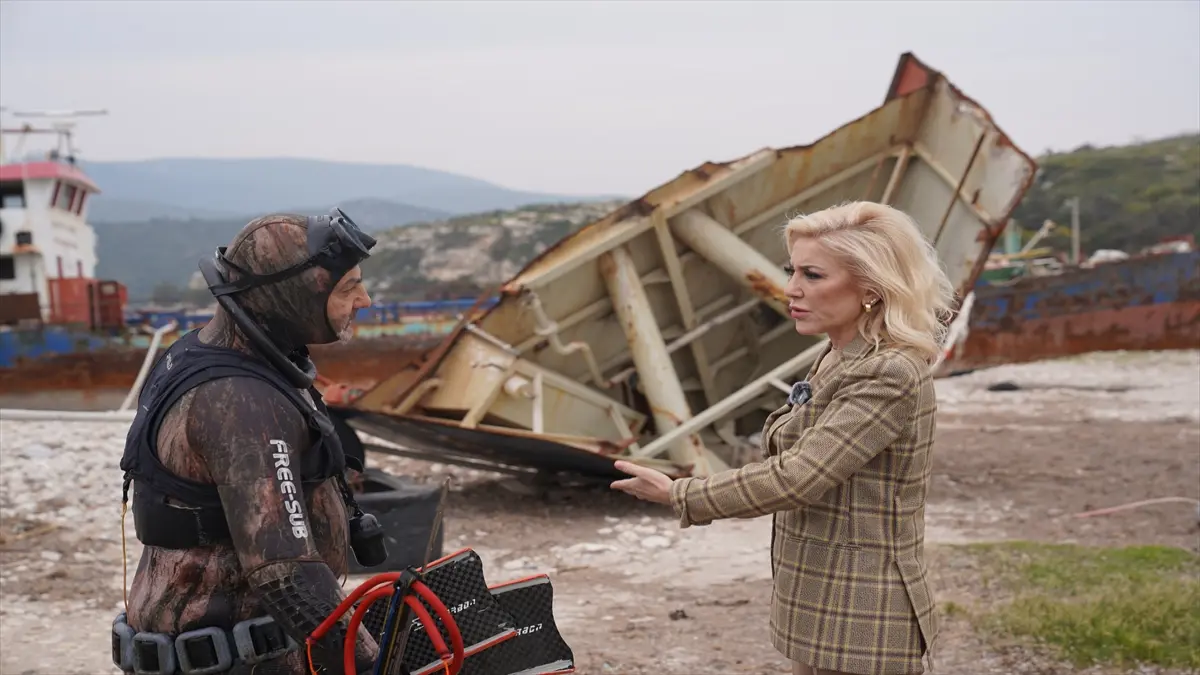 AK Partili Aksoy'dan İzmir'de kaçak sökümü yapılan hurda gemiyle ilgili açıklama