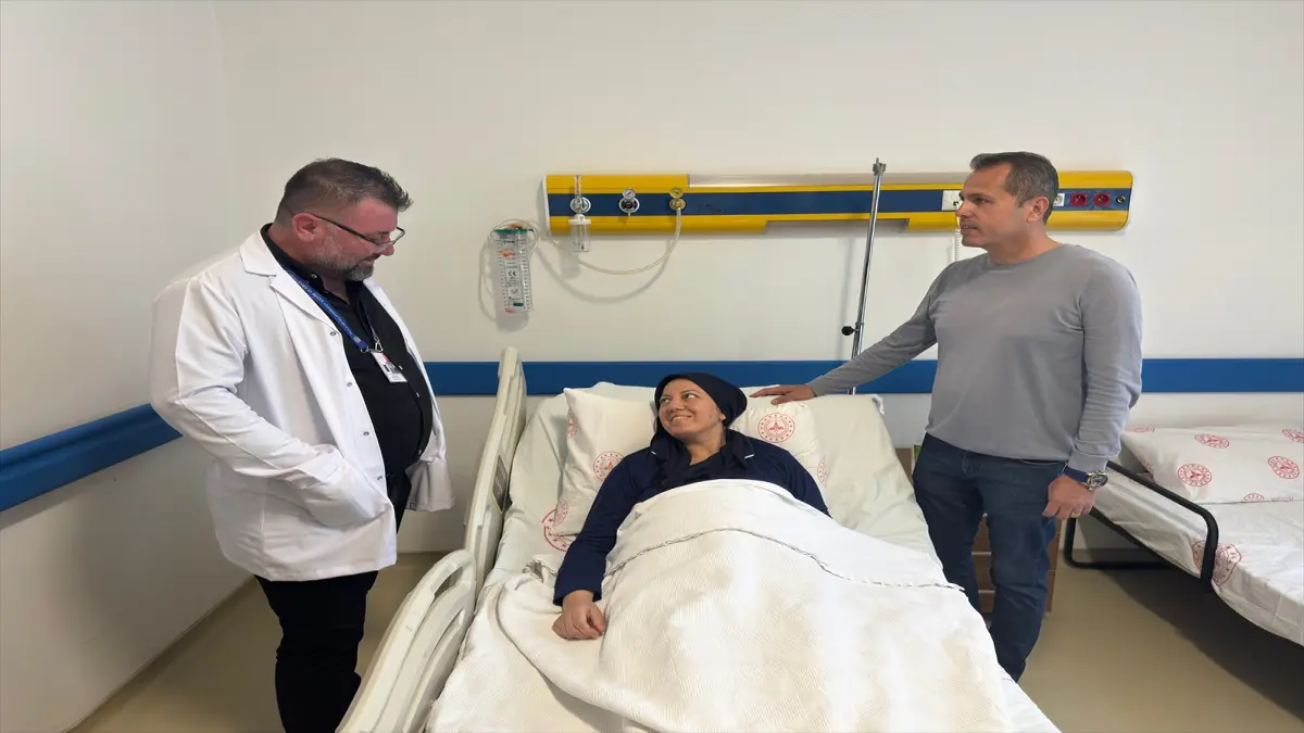 Düzenli tarama sayesinde öğrendiği iki kanserden tek ameliyatta kurtuldu