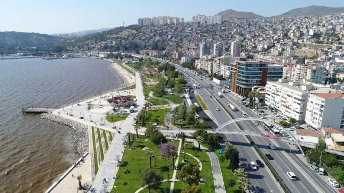 Bayraklı'da icradan satılık taşınmaz