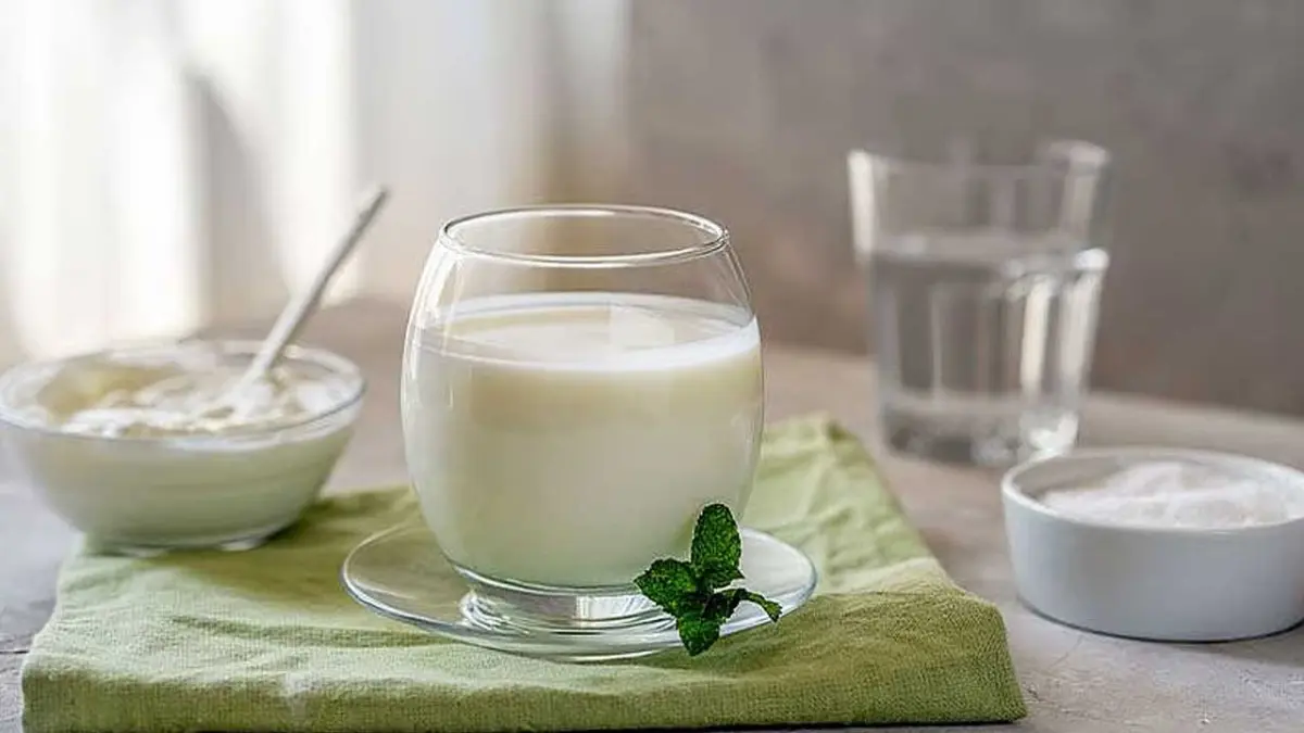 Bardak ayran, kova yoğurt ve süzme yoğurt alınacak