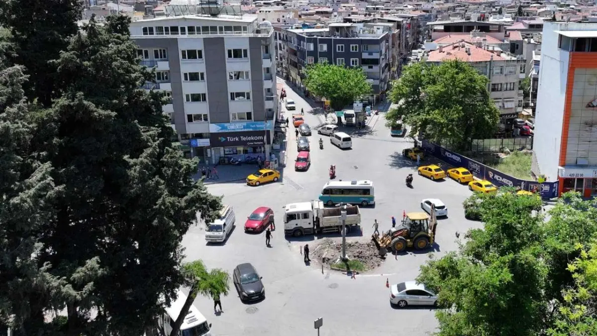 Buca'da icradan satılık taşınmaz