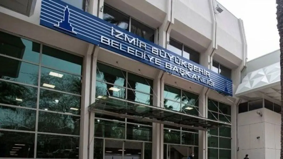 Yazlık ve Kışlık Melbusat ile Ayakkabı ve Bot Alnacak