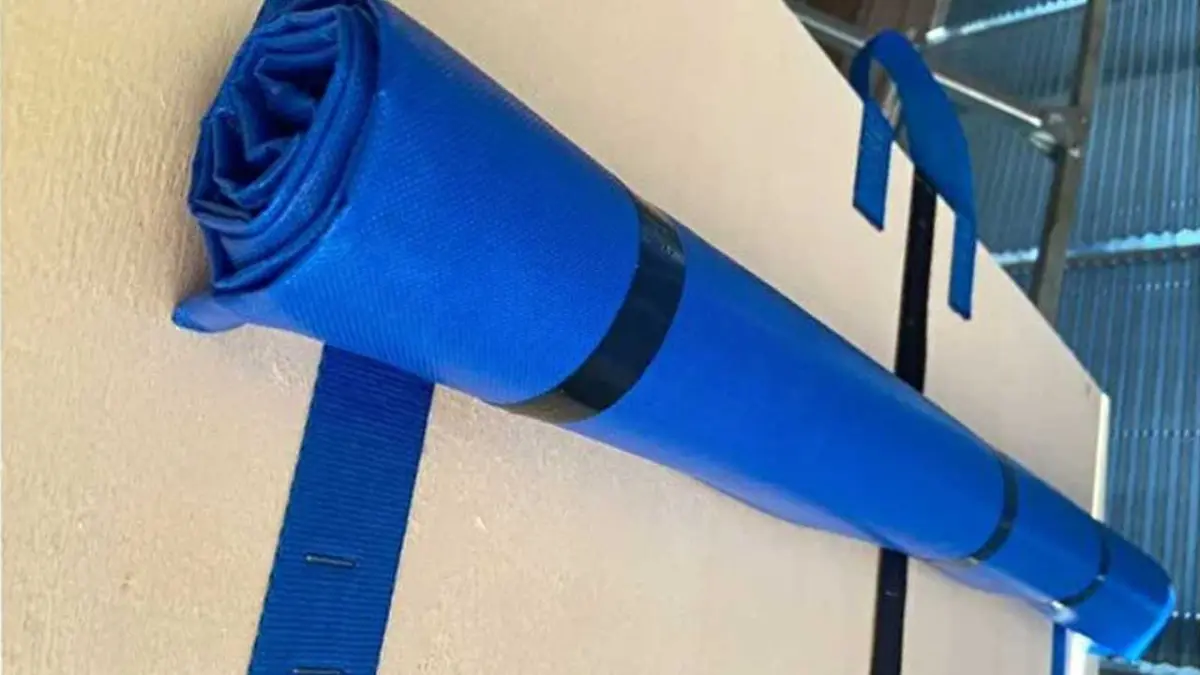 Plastik pazar tezgahı ve çadır brandası alınacak